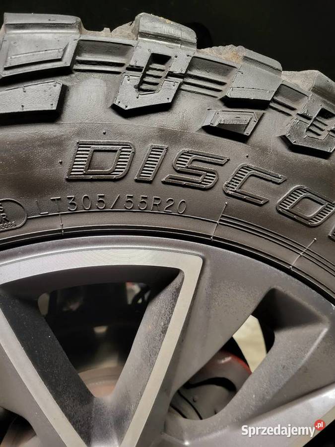 Discover stt pro 305 55 r20 MT