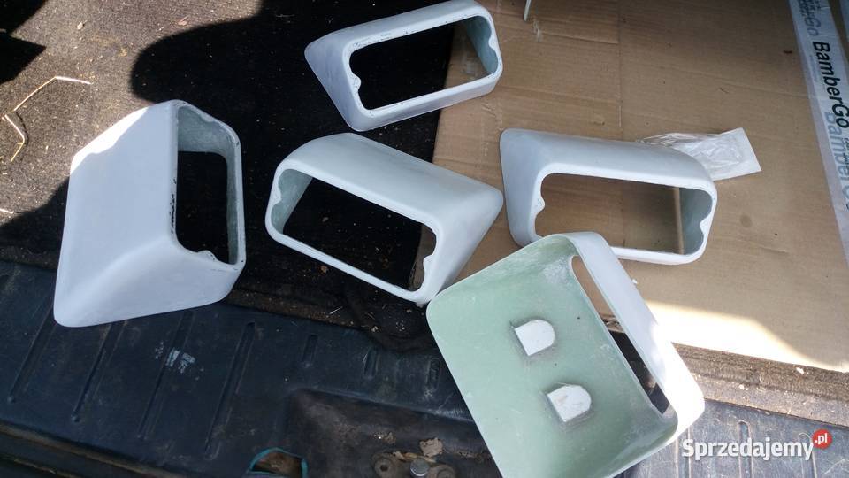 Ramky a uszcelky lamp tylnych ursus c4011 Ursus