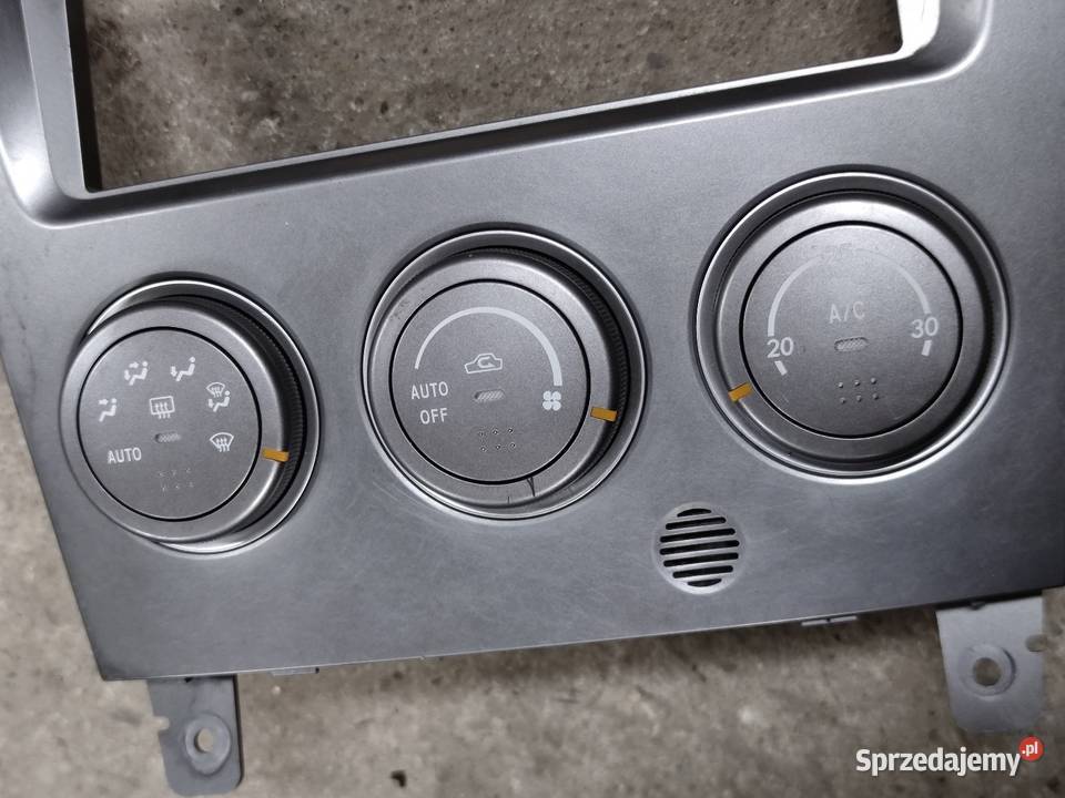 Subaru Ramka radia panel klimatyzacji nawiewu Skoczów
