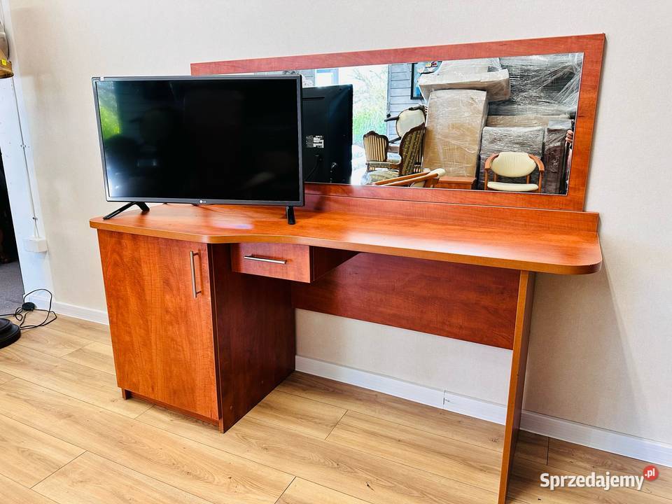 Biurko do hotelu pensjonatu Tczew