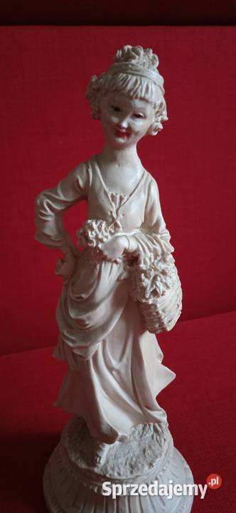 Figurka Damy Świdnica sprzedam