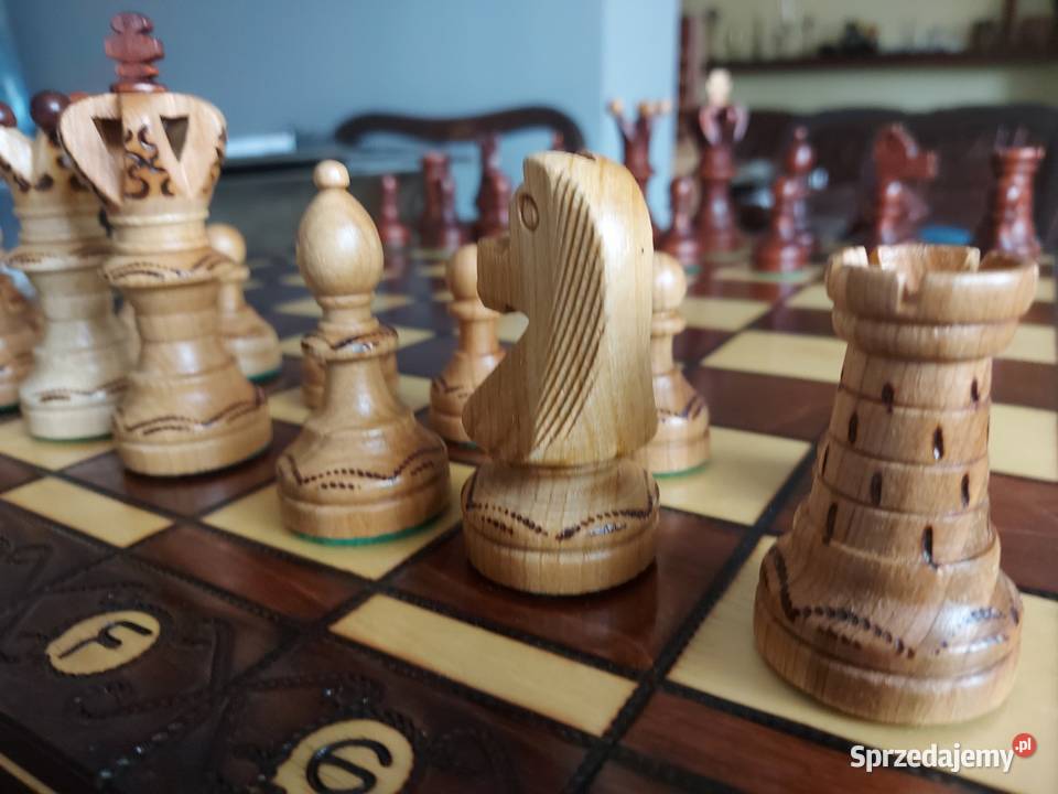 duże drewniane szachy 54x54 Logiczne
