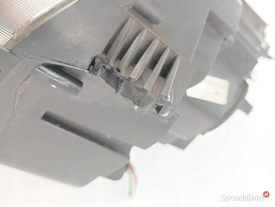 LAMPA PRZÓD PRAWA EUROPA 980858118000 Toyota Lampy przednie