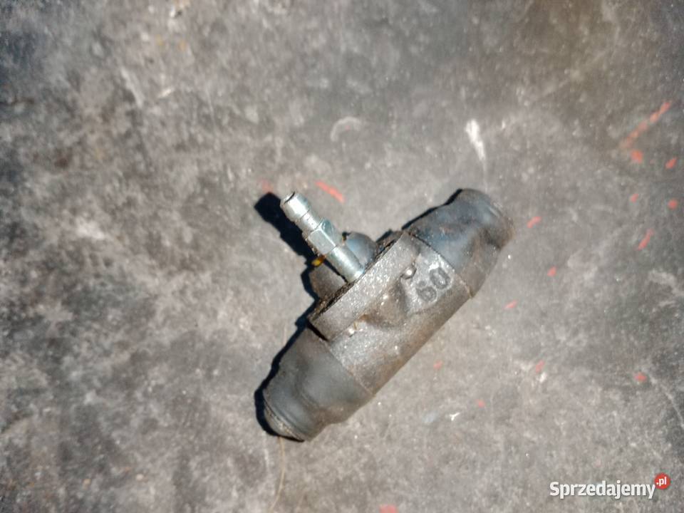 Cylinderek hamulcowy Golf 2