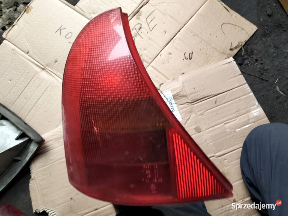 LAMPA TYŁ TYLNA LEWA CLIO 2 RENO CLIO 2 Kamień-Kolonia