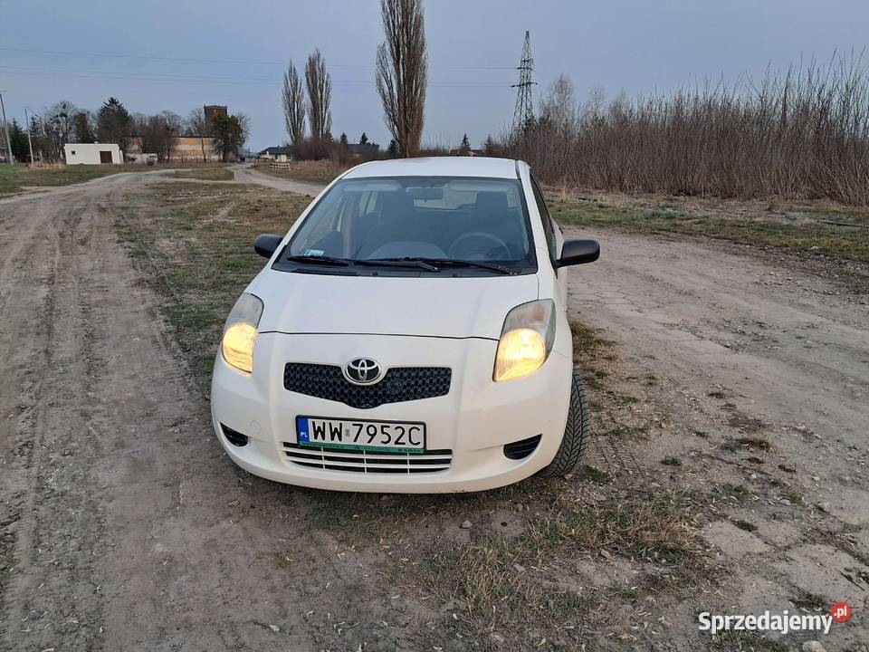 Toyota Yaris 14 sprzedam