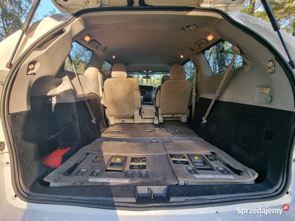 Toyota Sienna 35 LE V6 FWD automatyczna Białystok