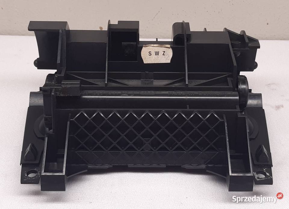 POPIELNICZKA AUDI A4 B6 B7 8E0857951J sprzedam