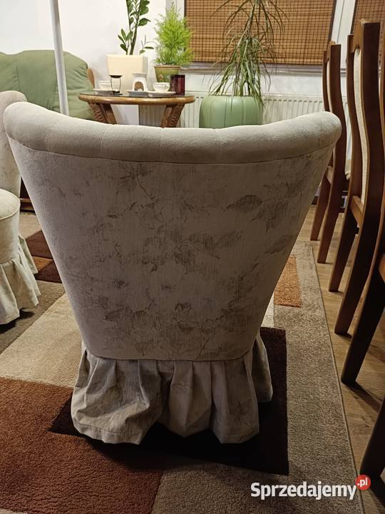 Fotel klubowy muszelka Vintage lata 60 PRL 77cm Lipno