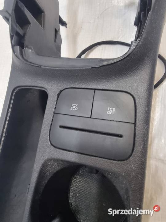 Ford Fiesta mk8 tunel środkowy EUROPA