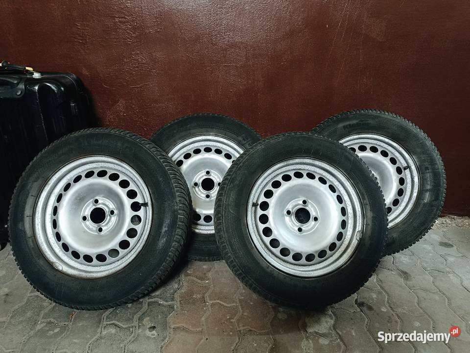 Koła r15 opony zimowe 4x110 opel corsa Zawiercie