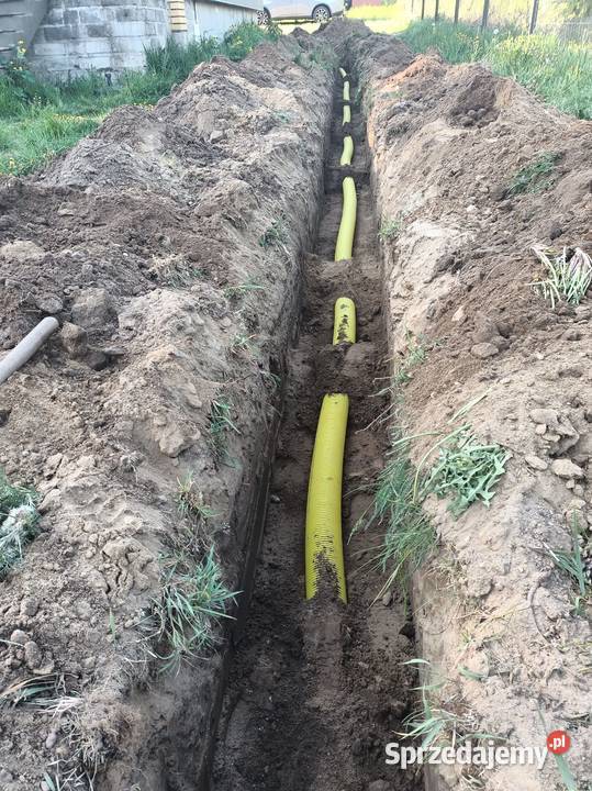 Montaż odwodnienia domu drenażu usługi