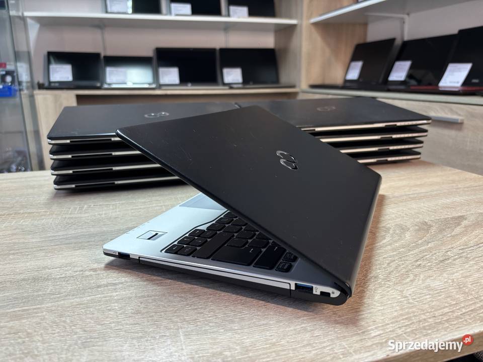WYPRZEDAŻ Dotykowy laptop Fujitsu S936 i56300 sprzedam