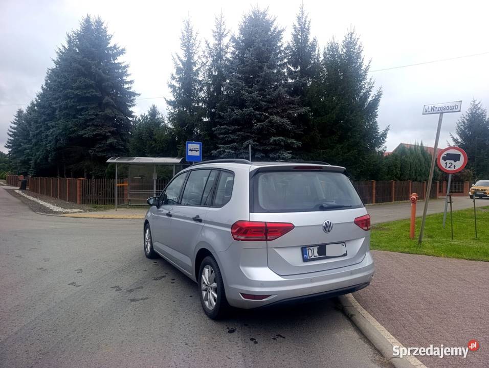 VW Touran 2016rNavi Zamiana 16 diesel Legnica sprzedam