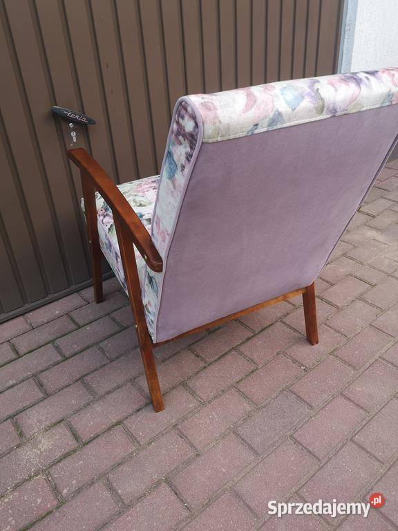 Stary Fotel Klubowy Renowacji Swarzędz