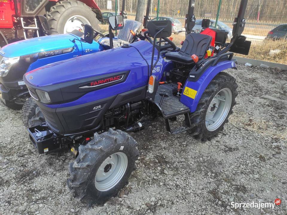 Ciągnik komunalny Farmtrac 26 4WD 4x4 25 Sulejów
