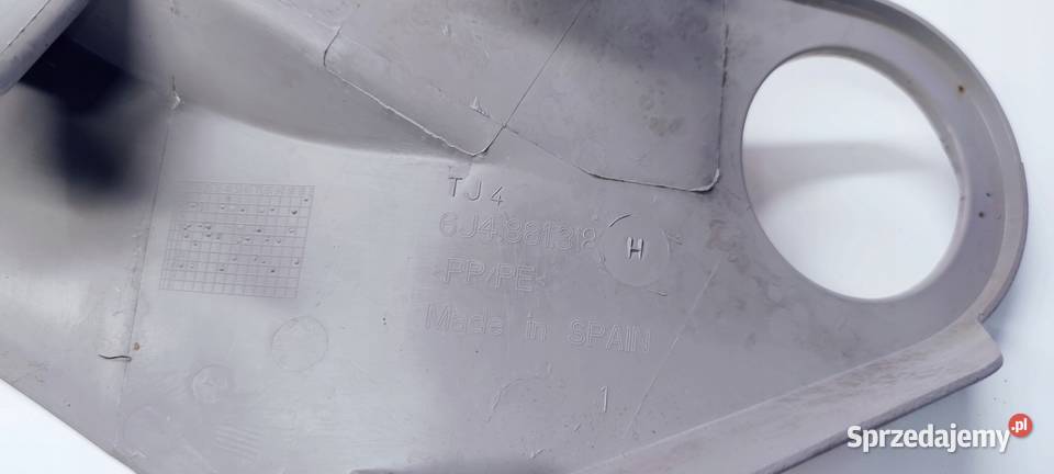OSŁONA ZAŚLEPKA FOTELA PRAWA AUDI A1 6J4881318H Przystajń