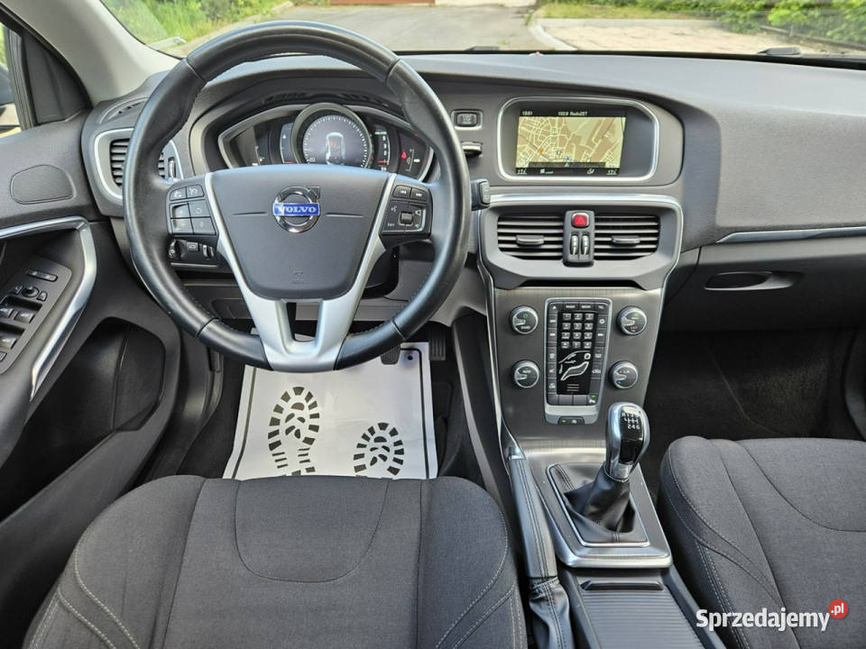 Volvo V40 Ładne i Zadbane GWARANCJI II 2012 lakier metallic Opoczno