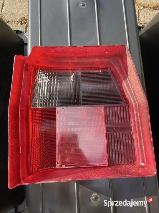 NOWY Klosz Lampa Tył Prawa Fiat Uno II VERALUX Kamocin
