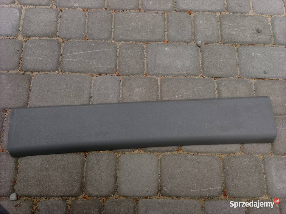 Osłona podsufitki Audi 80 Avant 8A9867829 osobowe Trachy