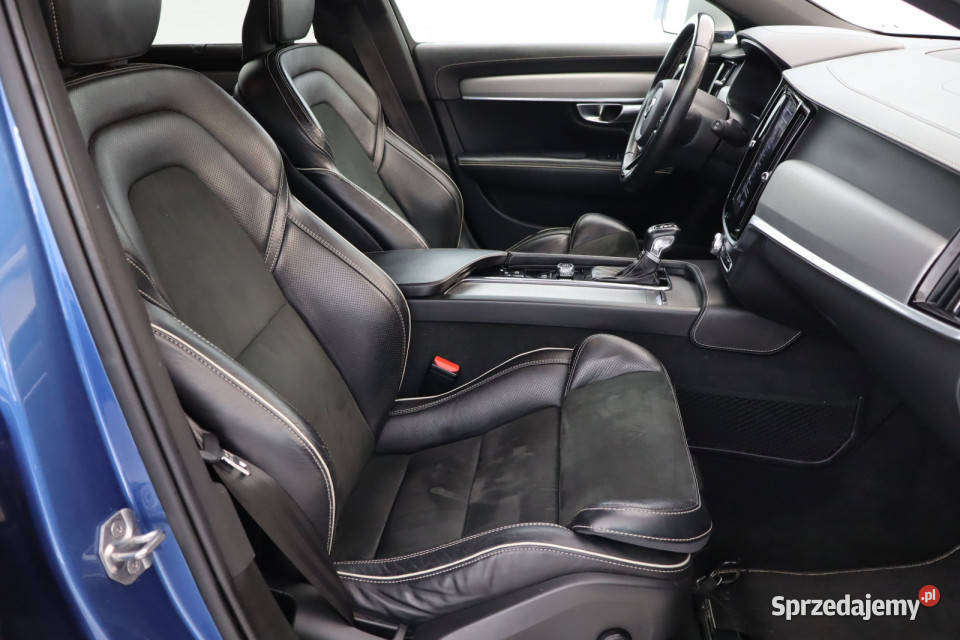 Volvo V90 D3