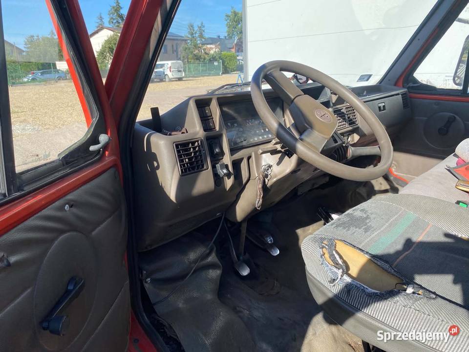 Autolaweta laweta Peugeot J5 Samochody dostawcze Kobiór