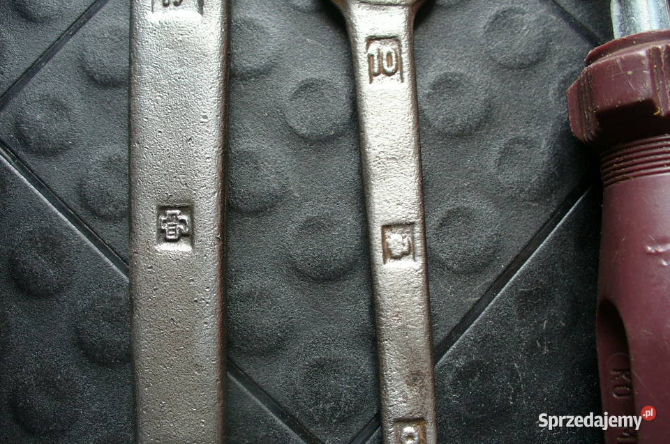 Fiat 126p zestaw kluczy FSM Pozostałe sprzedam