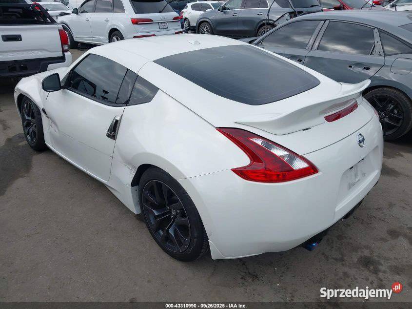 2018 NISSAN 370Z TOURING Kobyłka