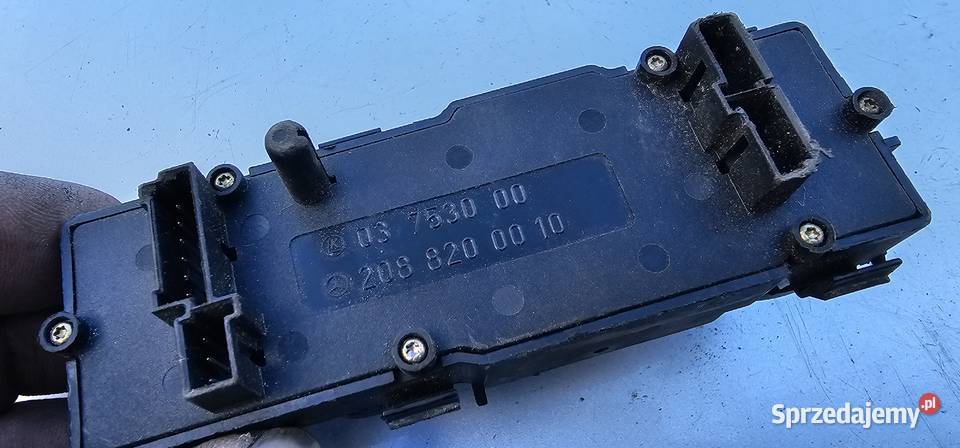 Panel szyb mercedes clk w208 2088200010