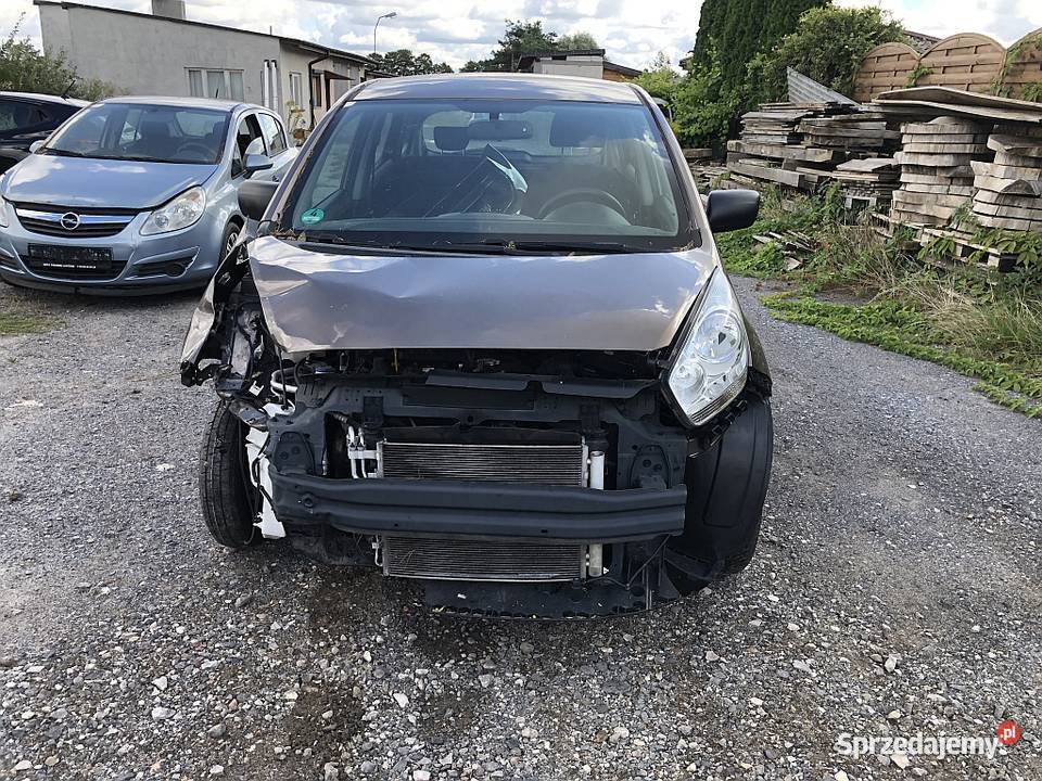 KIA Venga 14 benzyna MPI 90 USZKODZONA Łódź