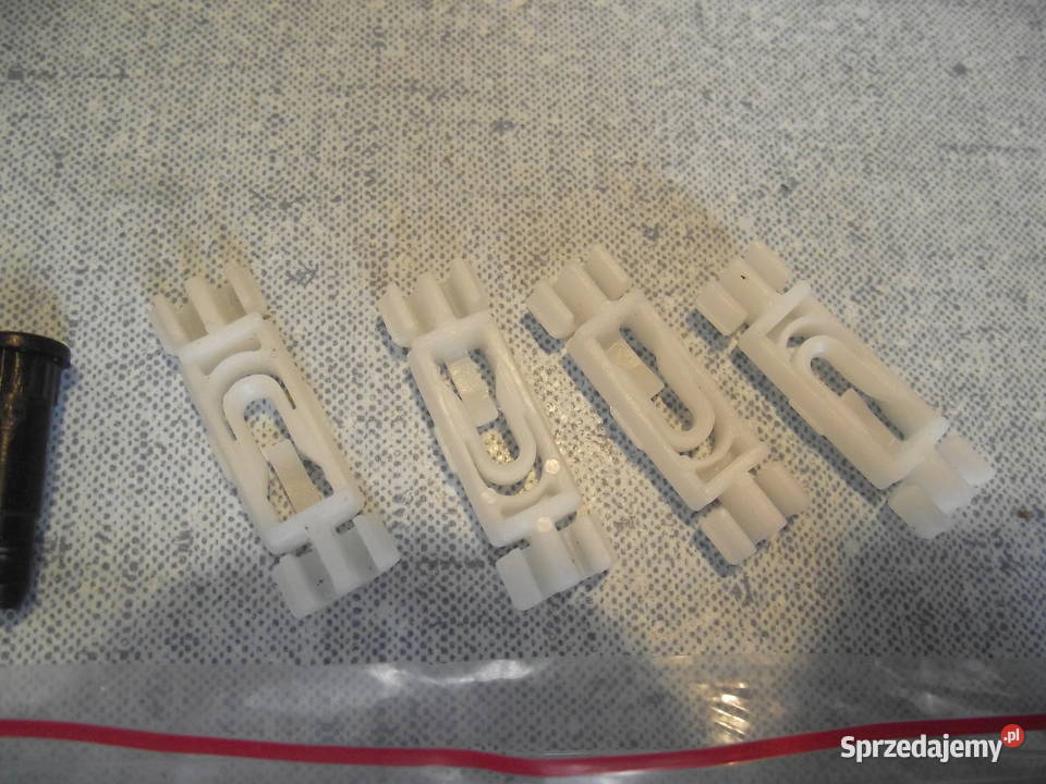 Vw Golf 3 Zestaw spinek do listwy sprzedam