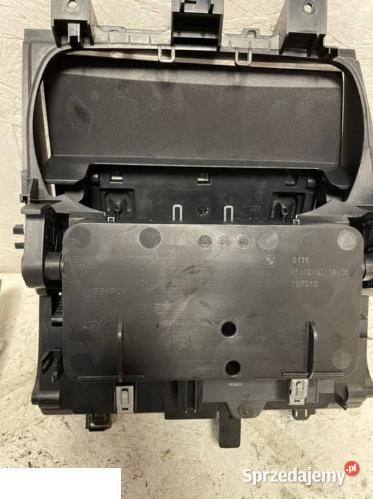 BMW 3 g20 schowek konsoli środkowej lubelskie Kozubszczyzna