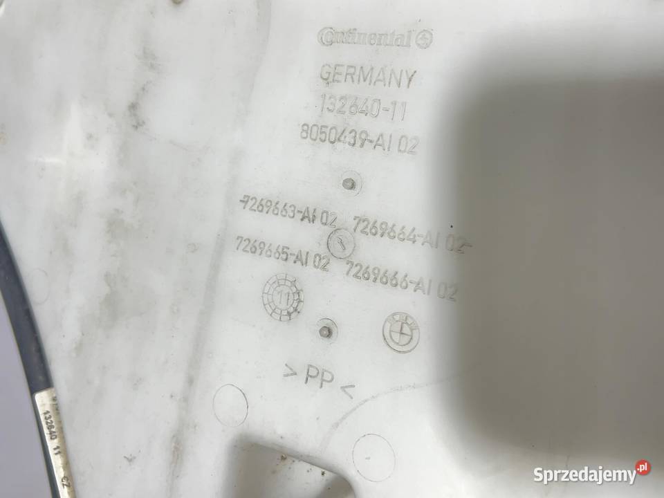 BMW F10 ZBIORNIK SPRYSKIWACZY POMPKA 7269667 osobowe