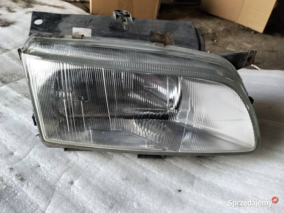CITROEN BERLINGO LAMPA PRZÓD PRZEDNIA PRAWA lubelskie Kamień-Kolonia