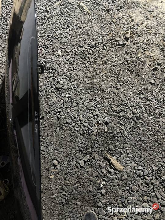Maska toyota corolla E16 E18 20132018 Jasienica