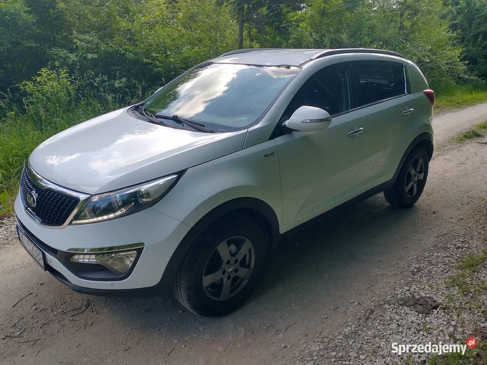 Kia SPORTAGE 20 CRDi BOGATA WERSJA WYPOSAŻENIA manualna Morawica