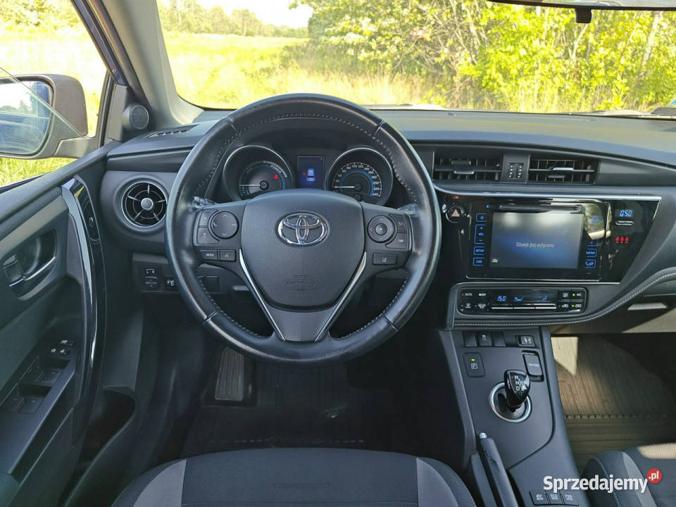Toyota Auris II 2012 mazowieckie Karczew