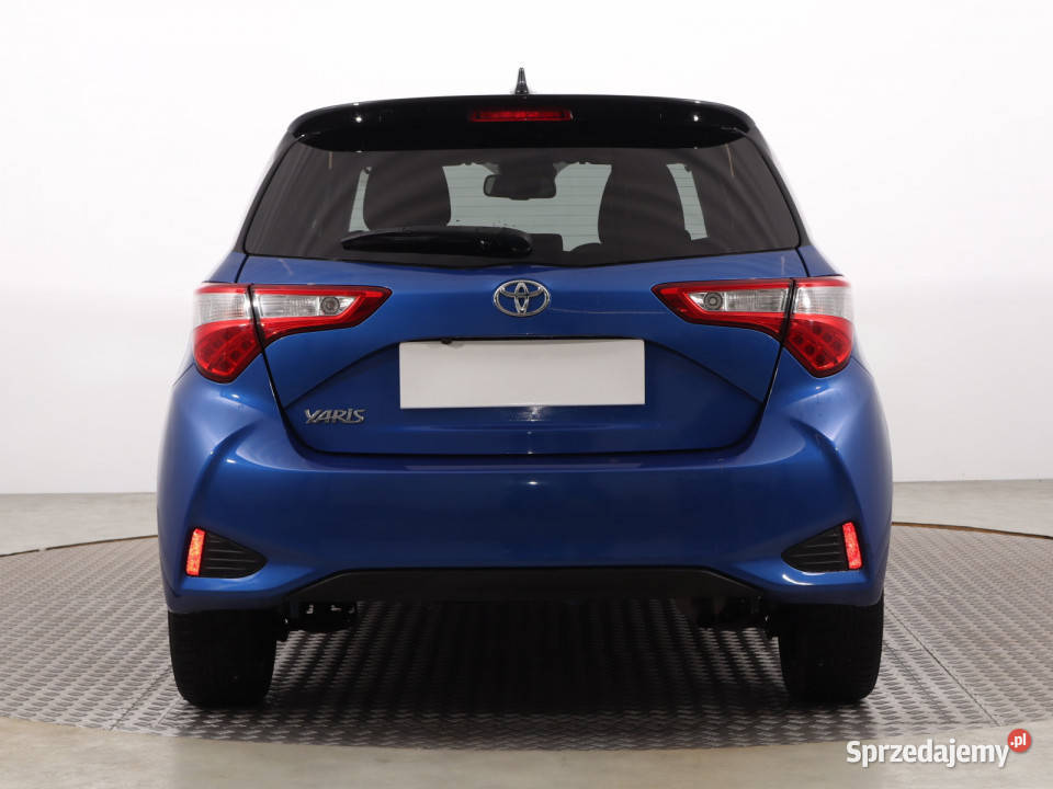 Toyota Yaris 15 Dual VVTi niebieski Katowice