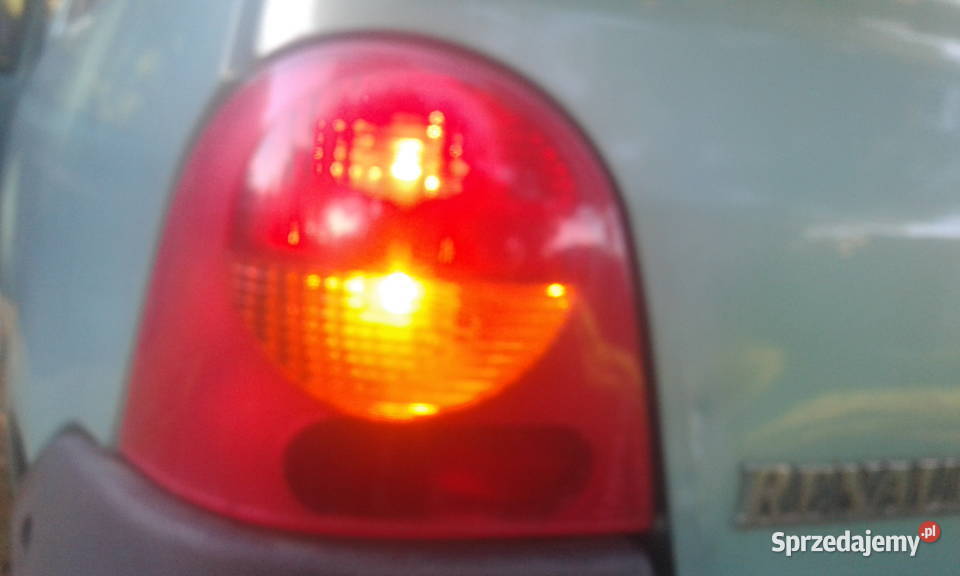 Twingo 1 lampy tył prawa i lewa śląskie Gorzyce sprzedam