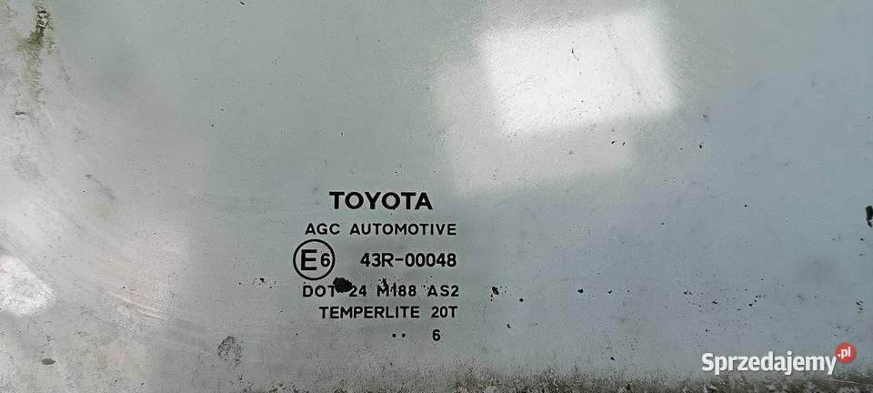 SZYBA PRAWY TYŁ TOYOTA YARIS III osobowe