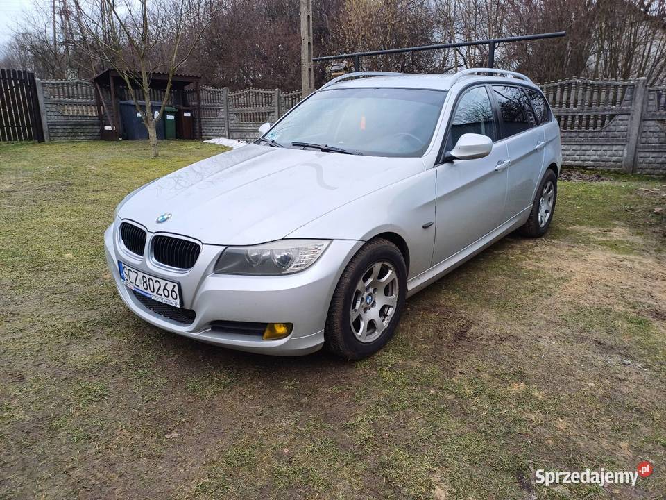 BMW Seria 3 2009r LIFT 318d 143 Klimatyzacja Seria 3 Starcza sprzedam
