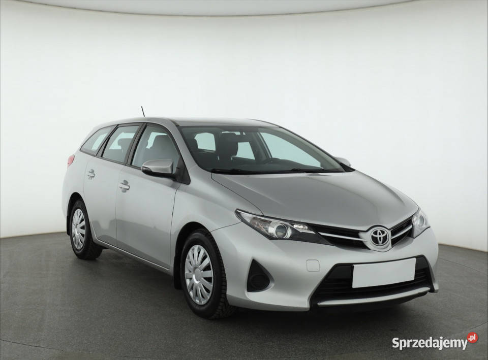 Toyota Auris 13 Dual VVTi Auris mazowieckie sprzedam