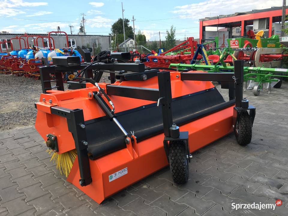 Zamiatarka drogowa METALTEChnik piaskarka 1820m nieuszkodzony Radom sprzedam
