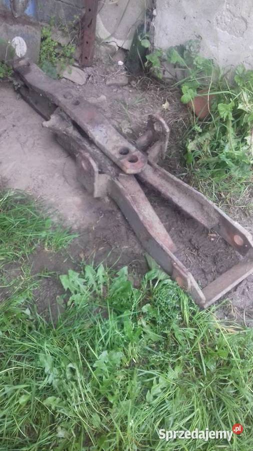 Sprzedam zaczep dolny do c330 kompletny Młynary