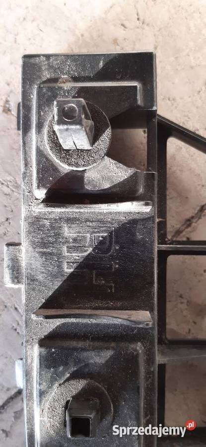 Hyundai ix20 ślizg zderzaka tył prawy 2012 osobowe Staszów