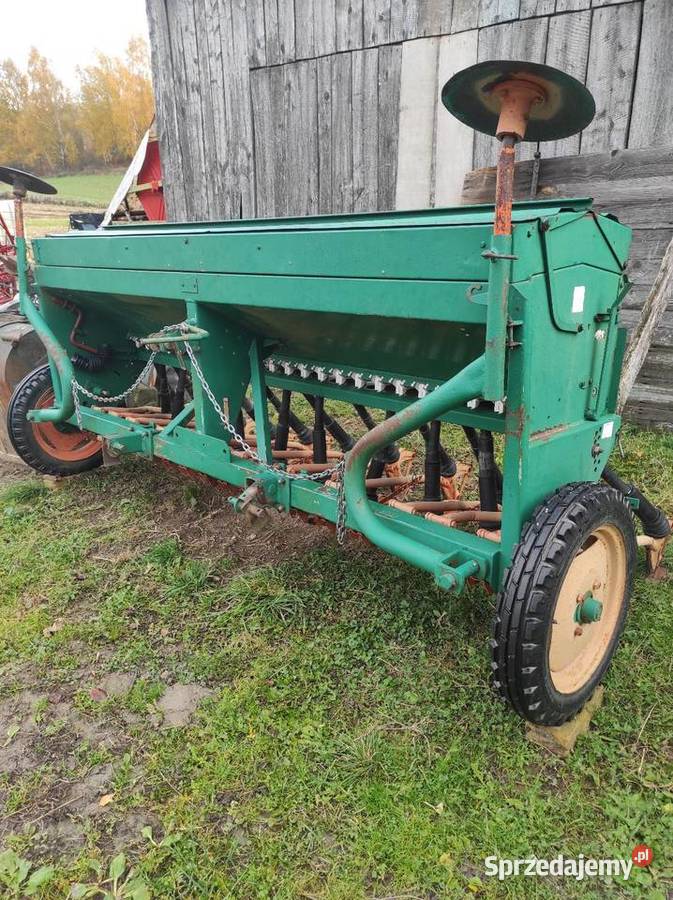 Siewnik Smażone D7 typ30 sprzedam Skomorochy Duże