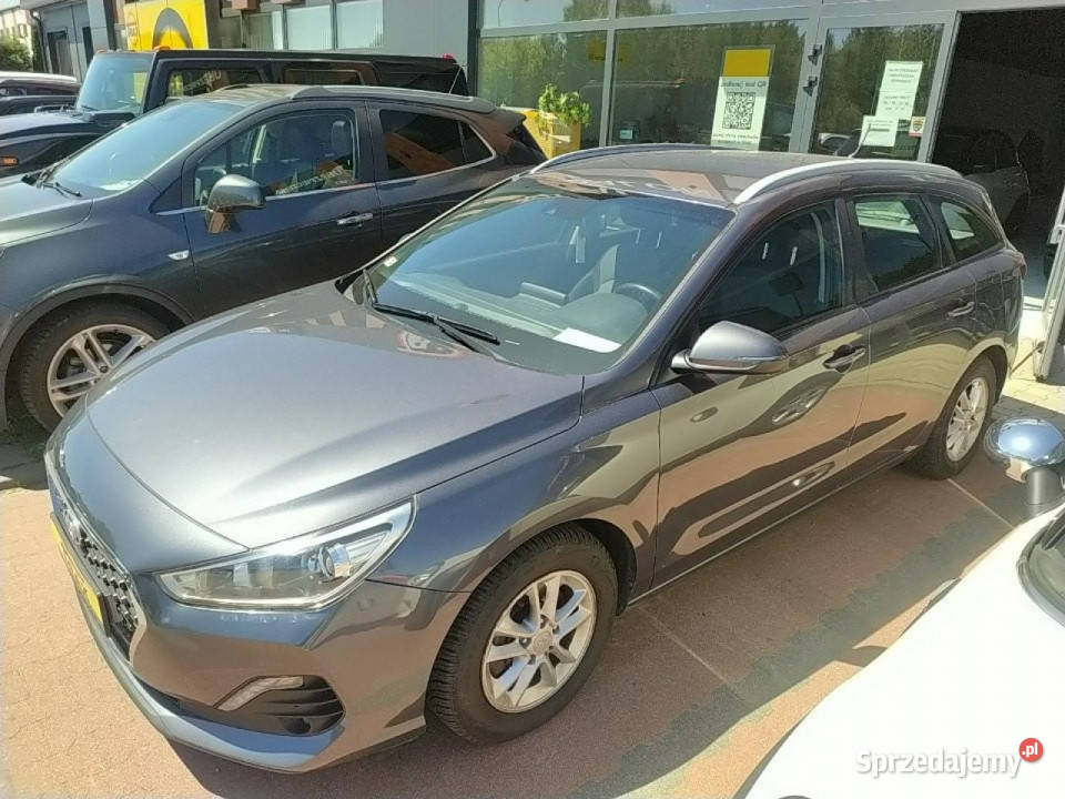Hyundai i30 16 CRDI 115 Salon Faktura Vat23 III światła przeciwmgielne Łódź sprzedam