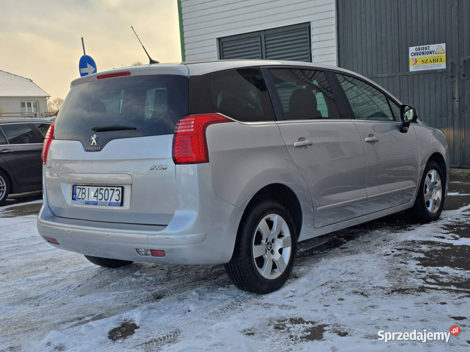 Peugeot 5008 7miejscsprawnybezwypadkowy I komputer pokładowy