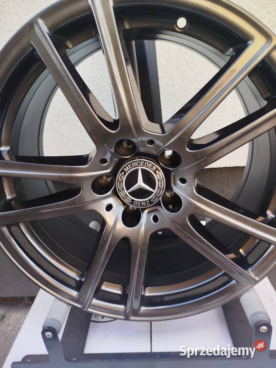 A899Alufelgi uzywane 18 5x112 8J Et 325 Średnica 18" Bąków