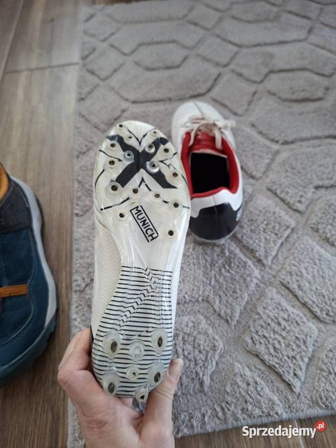 Korki buty do gry w piłkę Hadle Kańczuckie